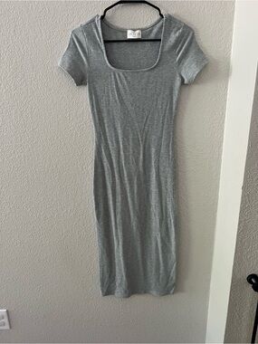 Jun and Ivy Ribbed Scoop Neck Midi Dress - Gray